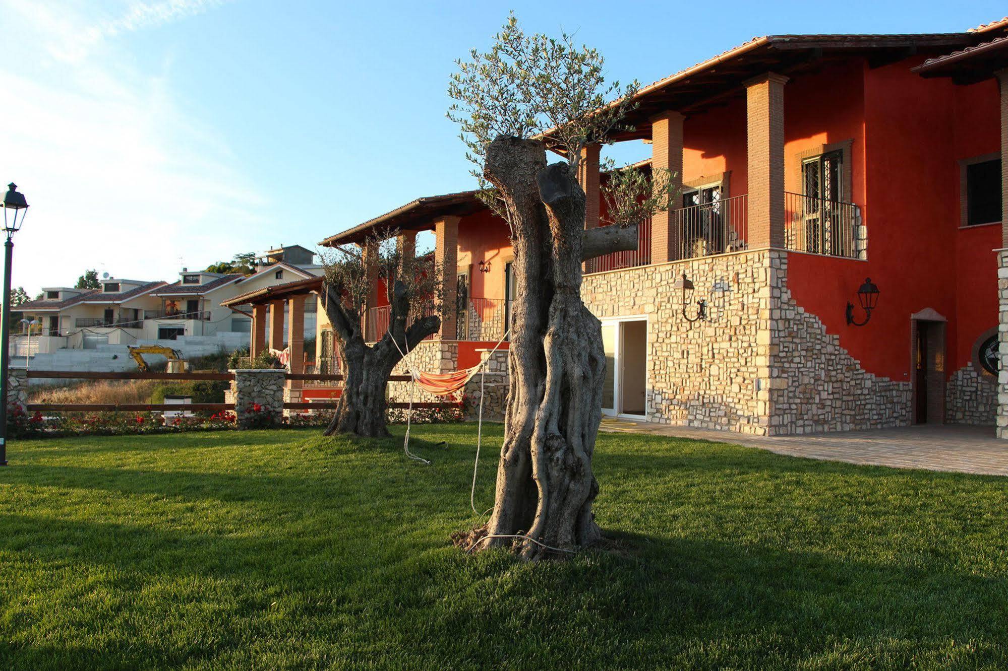 B&B I 4 Sentieri Castel San Pietro Romano Exterior foto