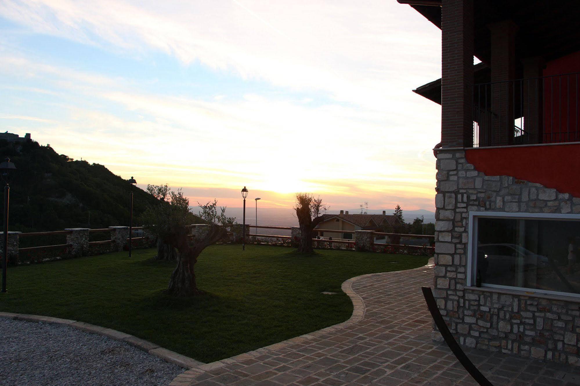 B&B I 4 Sentieri Castel San Pietro Romano Exterior foto